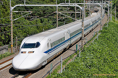 新幹線車両図鑑 1 5ページ ー新幹線 Shinkansenー